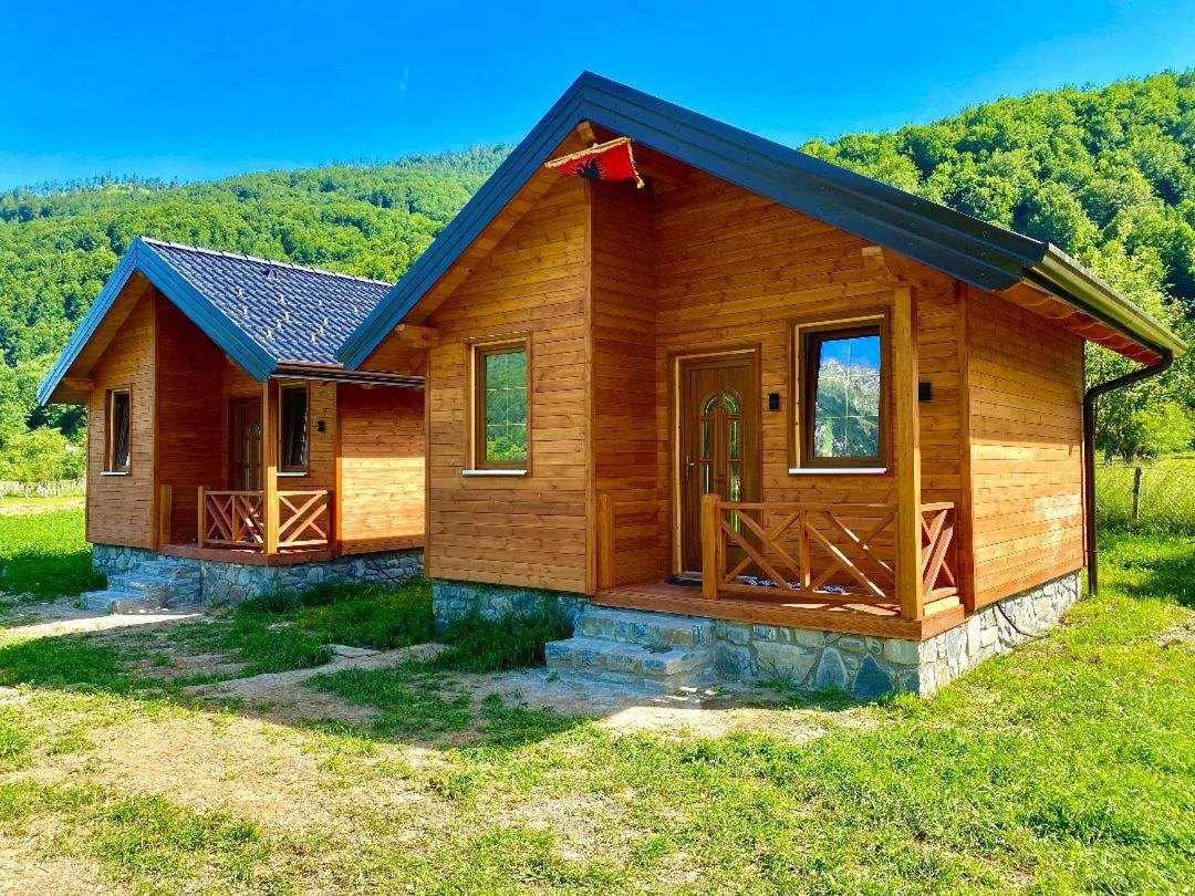 Peraj Guesthouse Vermosh Exterior foto